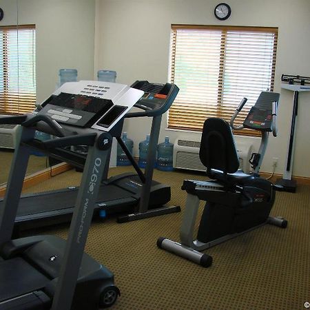 Holiday Inn Express Hotel & Suites Elkhart-South Ngoại thất bức ảnh