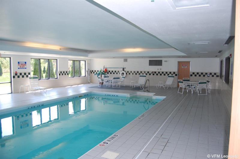 Holiday Inn Express Hotel & Suites Elkhart-South Ngoại thất bức ảnh