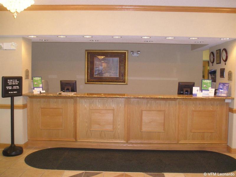 Holiday Inn Express Hotel & Suites Elkhart-South Ngoại thất bức ảnh